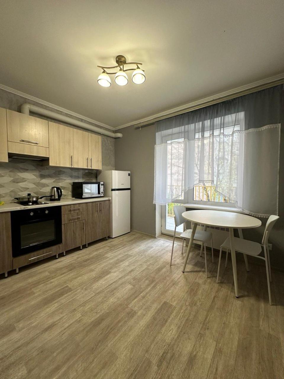 Prospekt Peremogu 10B Apartment Kropyvnytskyi Ngoại thất bức ảnh